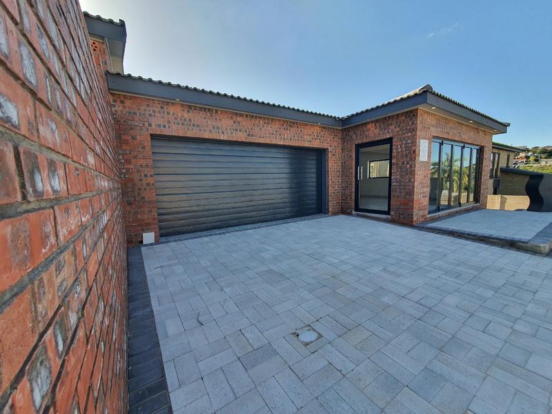 3 Bedroom Property for Sale in Dana Bay Western Cape